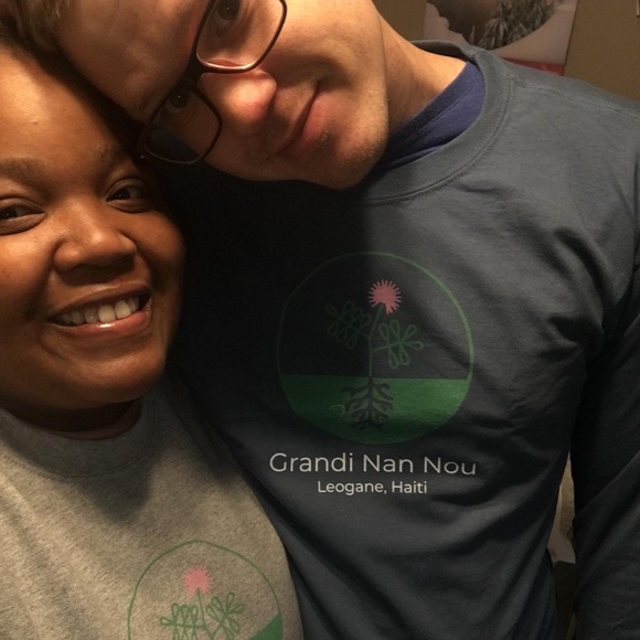 Profile Picture of Peggy Hoskins (@peggyhoskins) on Poshmark