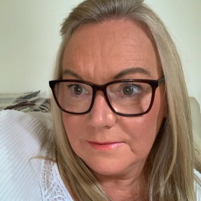 Profile Picture of Beverley Hunter (@BeverleyHunter1) on Twitter