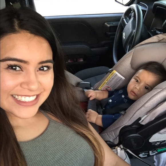 Profile Picture of Jos Luviano (@jossluviano) on Poshmark