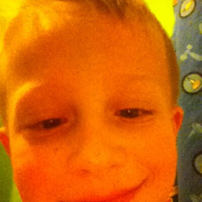 Profile Picture of Thomas Brad Wray (@tweetmeandchloe) on Twitter
