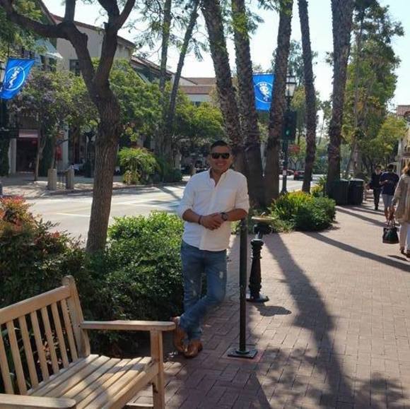 Victor francisco Pinon ayala - Poshmark Profile Picture of Victor francisco Pinon ayala (@pulgoso) on Poshmark