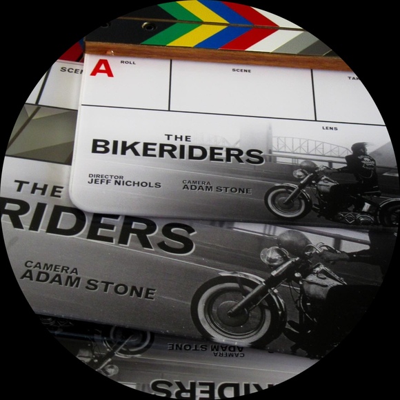 Michael Holliday - Poshmark Profile Picture of Michael Holliday (@crazymacaws) on Poshmark