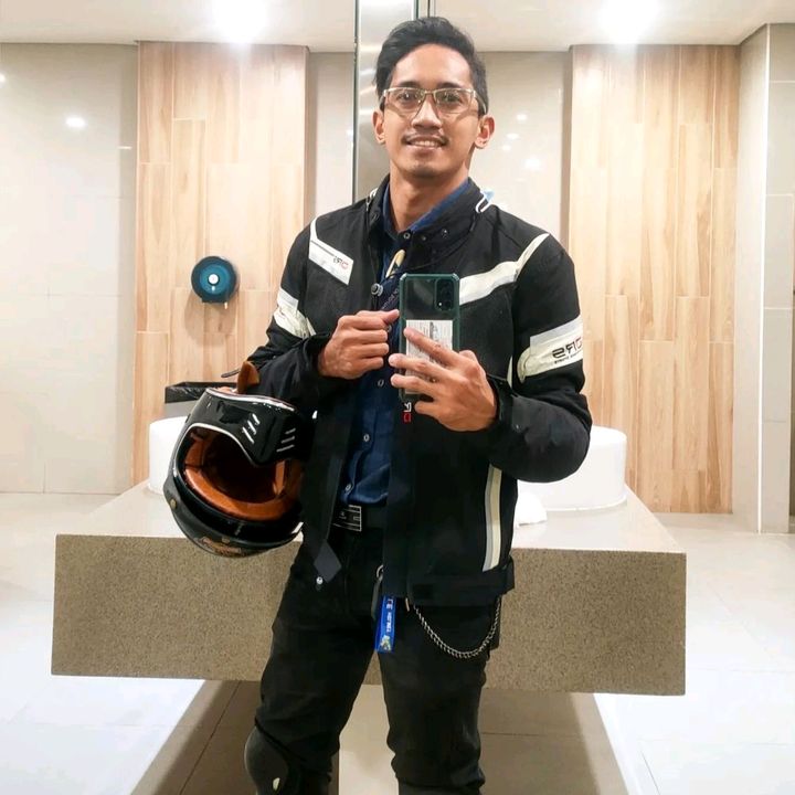 Profile Picture of john mikel (@jmikel_ax) on Tiktok