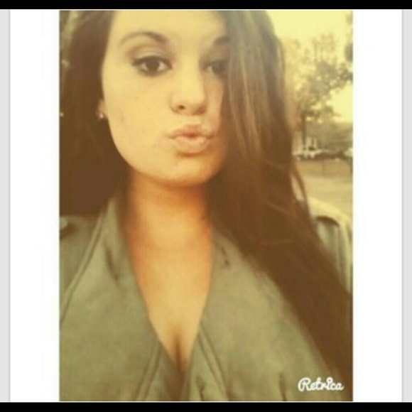 Profile Picture of Bobbie Mitchell (@bamitchel19) on Poshmark