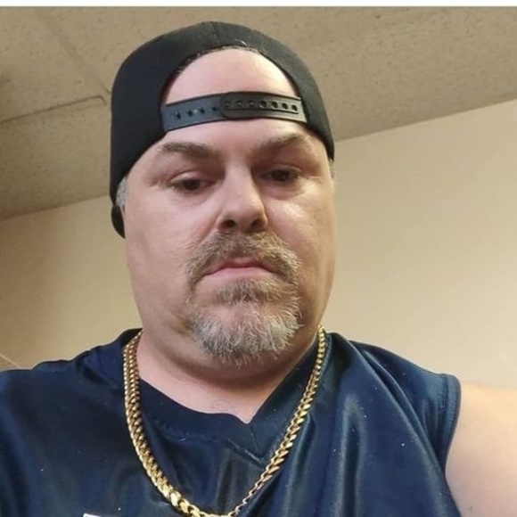Profile Picture of Kevin Watterson (@wattersonkevin1) on Poshmark