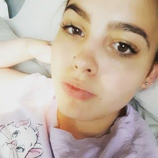 Profile Picture of Caroline Davey (@CarolineDavey98) on Twitter