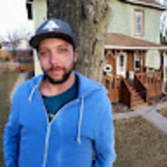 Profile Picture of Kyle Rausch (@kylerausch) on Poshmark