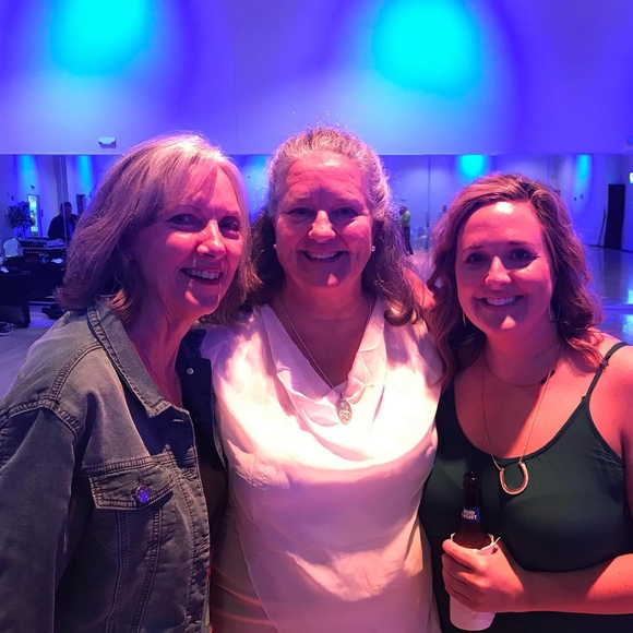 Profile Picture of Shauna Westfall haggerty (@shaunahagg3) on Poshmark