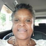 Profile Picture of Dionne Davis (@dionne.davis.12327) on Instagram