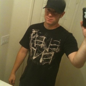 Profile Picture of Sean Wozniak (@seanwozniak) on Myspace