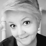 Profile Picture of Carolyn Ryan LeBoeuf (@carolynleboeuf) on Instagram