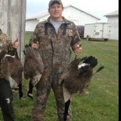 Profile Picture of Chris Bauschlicher (@ChrisBausch) on Twitter