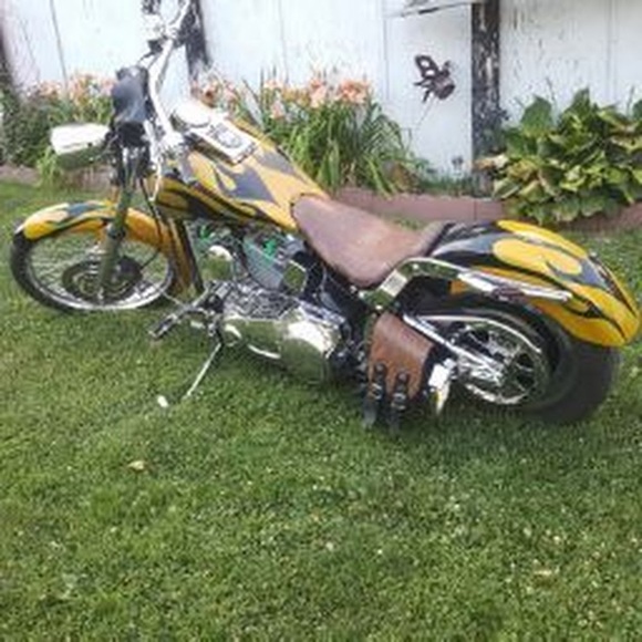 Profile Picture of Bobby Zimmerman (@zimmerbob1977) on Poshmark