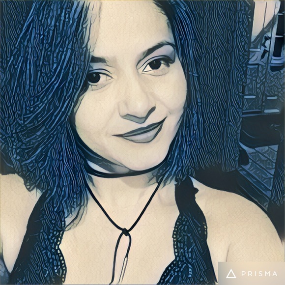 Profile Picture of Adriana Drujon (@why223) on Poshmark