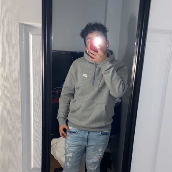 Profile Picture of Michael Arpi (@mikearpi) on Poshmark