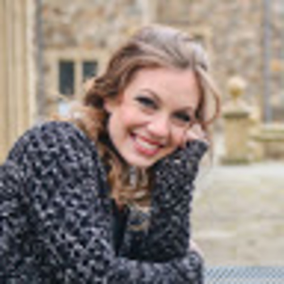 Profile Picture of Melissa Day (@mamalfi) on Poshmark