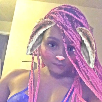 Profile Picture of Hope Marie (@dontliveHOPEles) on Twitter