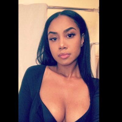 Profile Picture of Ashley Elizabeth™ (@ashleysaidso) on Twitter