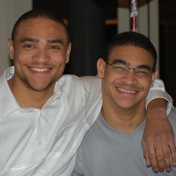 Profile Picture of Julian Carrington (@jrcarr18) on Poshmark