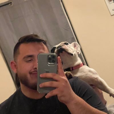 Profile Picture of Michael Duran (@Mikeduran13) on Twitter