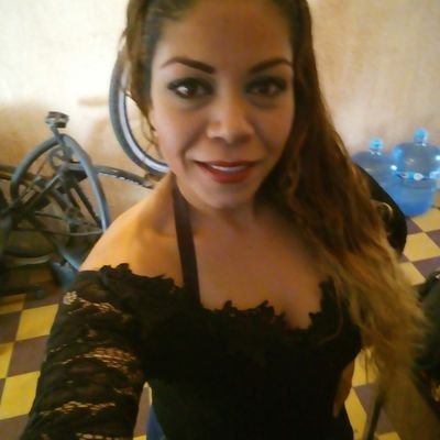 Profile Picture of Alejandra Anguiano (@alejandraangui7) on Twitter