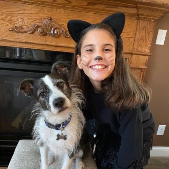 Profile Picture of Renee Meloro (@reneemeloro) on Poshmark