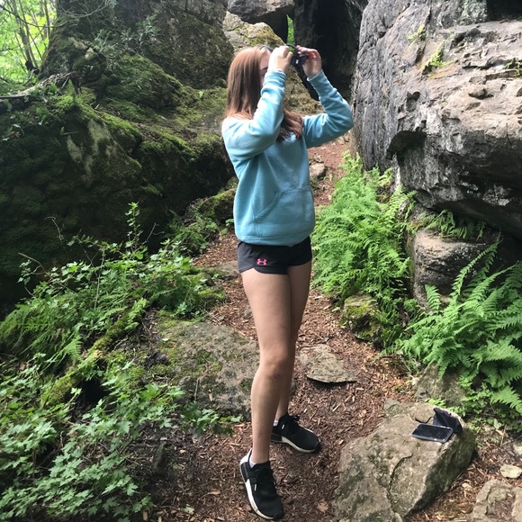 Profile Picture of Autumn Weadick (@autumnweadick) on Poshmark