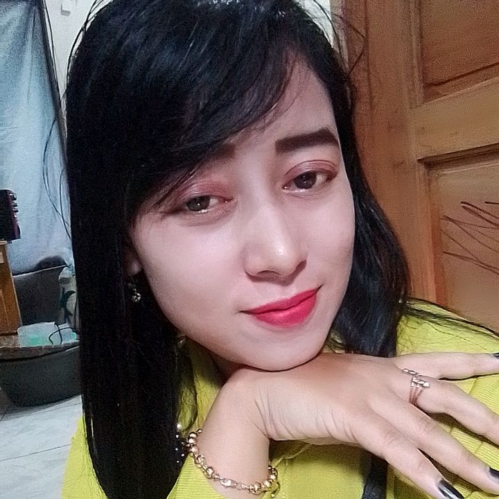 Profile Picture of Devi hilman (@devihilman) on Tiktok