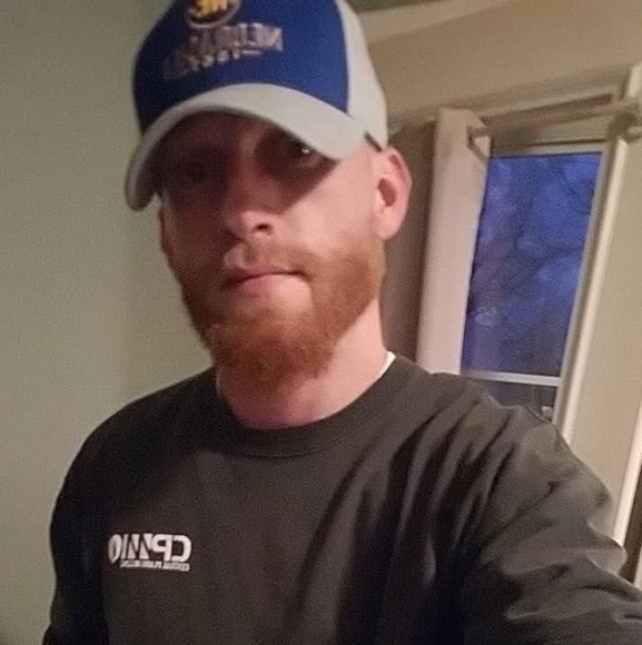 Profile Picture of Christopher Gullicksen (@cgullicksen) on Poshmark