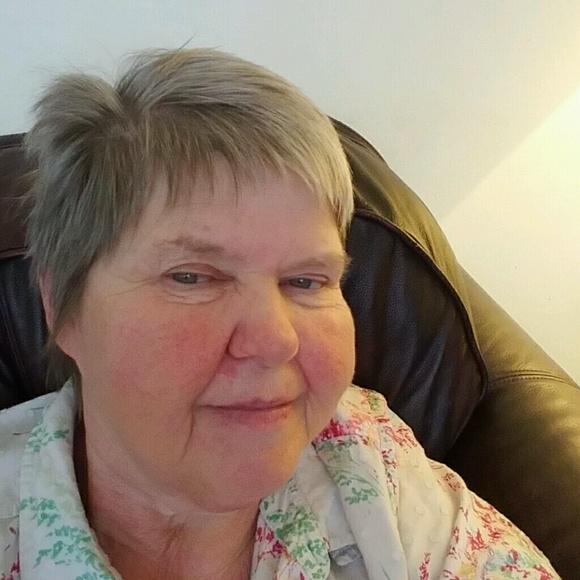 Profile Picture of Joyce Decker (@jdeck55) on Poshmark