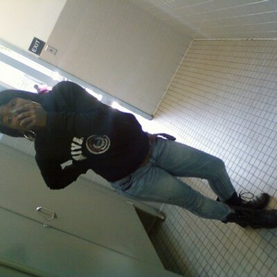 Profile Picture of Raven Dan'Yale Powel (@YOLO_Nast) on Twitter