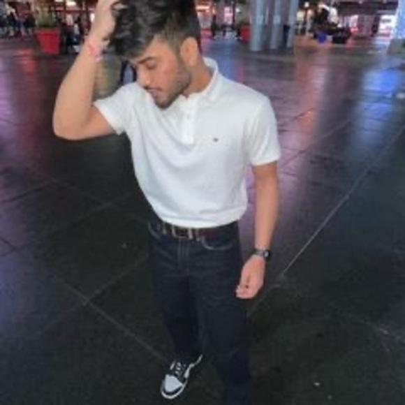 Profile Picture of Arjun Patel (@thearjunpatel) on Poshmark