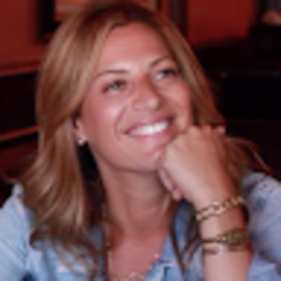 Profile Picture of Marielle Firer (@mcgelber22) on Poshmark