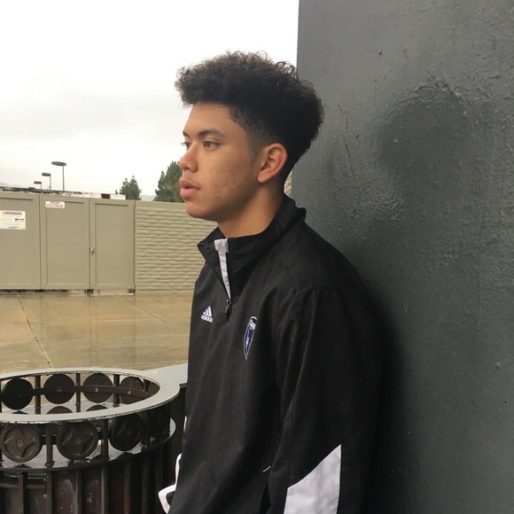 Profile Picture of Carlos Osorio (@cosorio08) on Poshmark