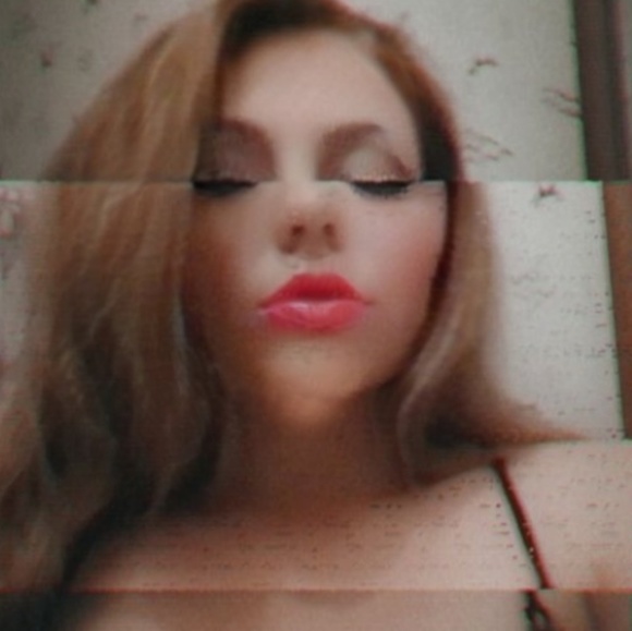 Profile Picture of Alyce marie Hjalmarson (@alycexo1111) on Poshmark