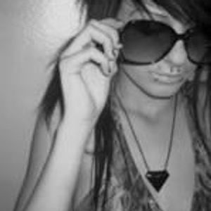 Profile Picture of Lara Dunn (@182636451) on Myspace