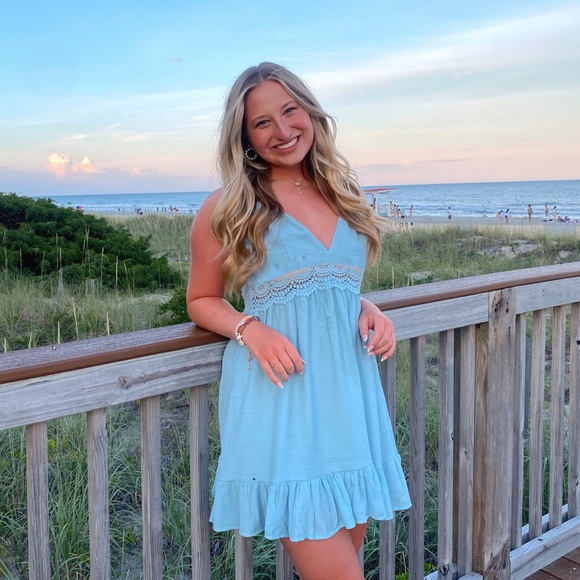 Profile Picture of Rachael Parsons (@rach_renee_) on Poshmark