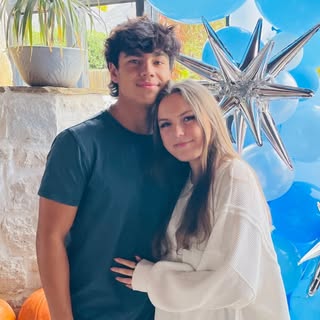 Profile Picture of elena 💋 (@elenasolano_) on Instagram