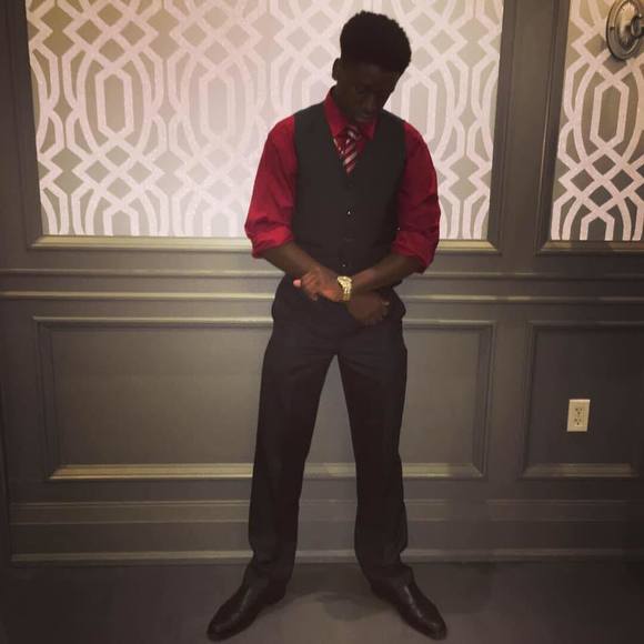 Profile Picture of Stephon Cadoo (@cadoostephon) on Poshmark