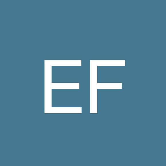 Profile Picture of Eve Falk (@evefalk) on Poshmark