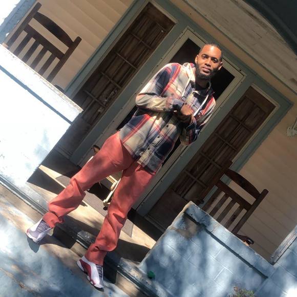 Profile Picture of Tony Morrison (@bone_trucks) on Poshmark
