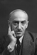 Profile Picture of André Mauroison Wikipedia