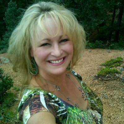 Profile Picture of Cynthia Dyer (@coloradogirl64) on Twitter