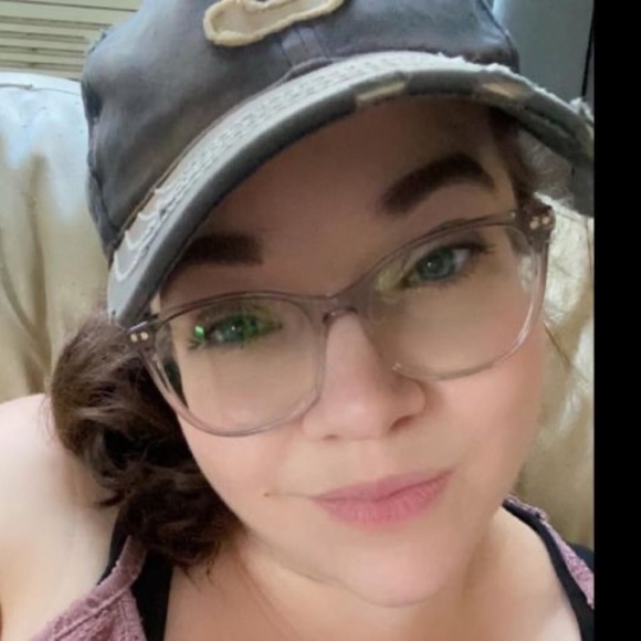 Profile Picture of Sabrina Stockmeyer (@sstockmeyer) on Poshmark