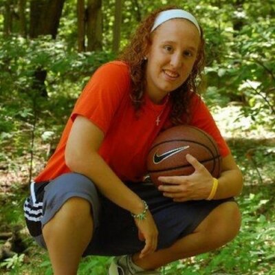 Profile Picture of Abra Bennett (@abra_23) on Twitter