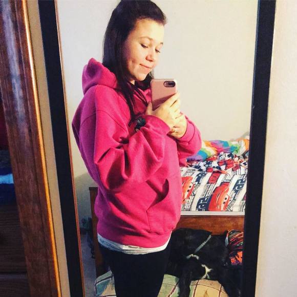 Profile Picture of Faith Sowles (@sowlesf) on Poshmark