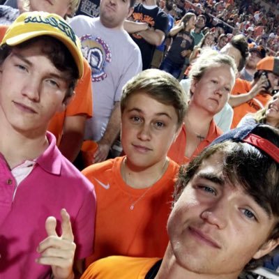 Profile Picture of Brett West (@@brettwest25) on Twitter