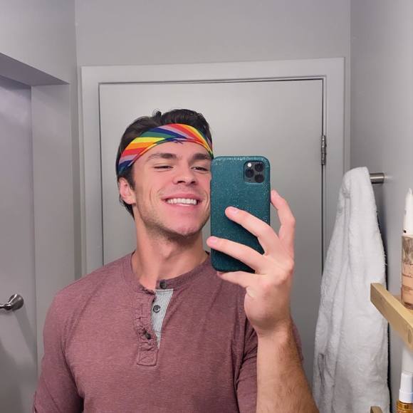 Profile Picture of Jake Lasalle (@jakelasalle) on Poshmark