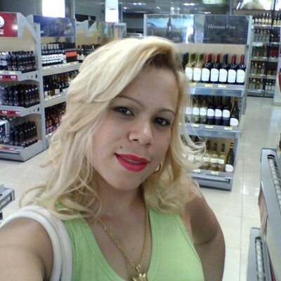 Profile Picture of Jessenia Guzman (@jesseniaguzman4) on Twitter