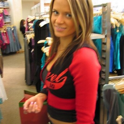 Profile Picture of Joyce Banks (@joycebanks13) on Twitter